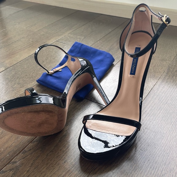 Stuart Weitzman Nudist Disco Sandal in Black Patent - Picture 4 of 5